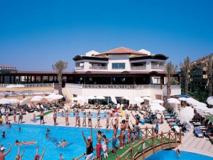 pool_at_aydin_bey_resort_famous_resort_belek_in_antalya_turkey__200_04042011_103710.jpg